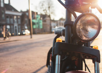 Mit dem Mofa durch die Schweiz: Welche Ersatzteile sollte man dabeihaben?