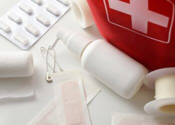 Erste-Hilfe-Sets für unterwegs: Draußen gut versorgt